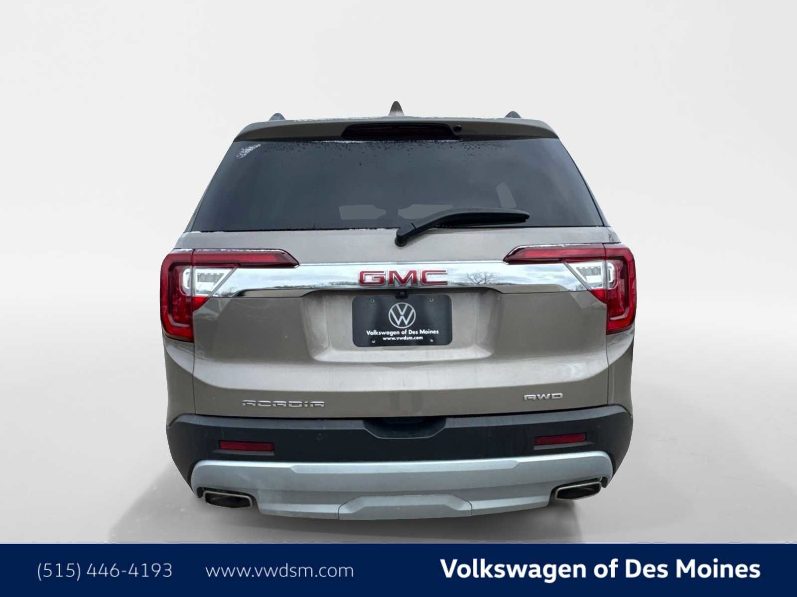 Used 2023 GMC Acadia SLE w/ Driver Convenience Package image 5