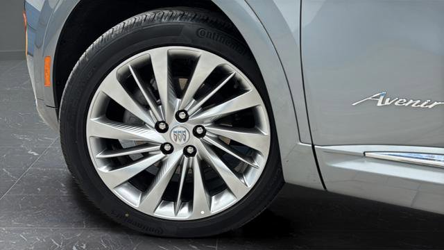Used 2025 Buick Envision Avenir AWD/4WD image 29