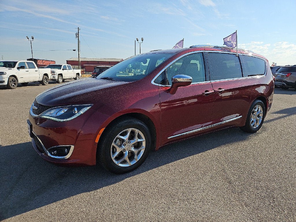 Certified 2017 Chrysler Pacifica Limited w/ Advanced Safetytec Group FWD image 2