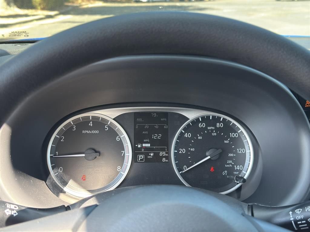 New 2025 Nissan Kicks S image 20