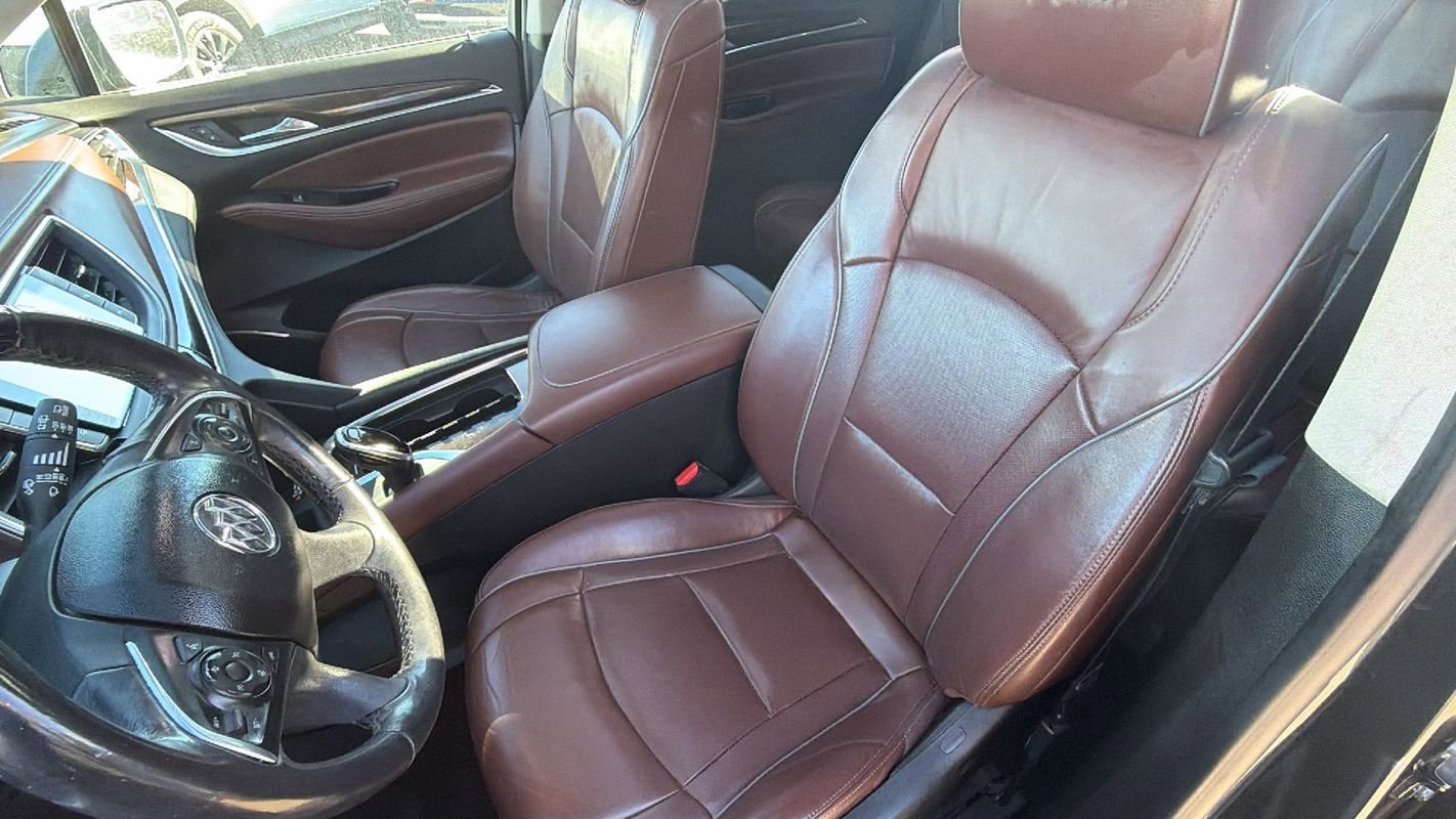 Used 2018 Buick Enclave Avenir w/ Avenir Technology Package image 18