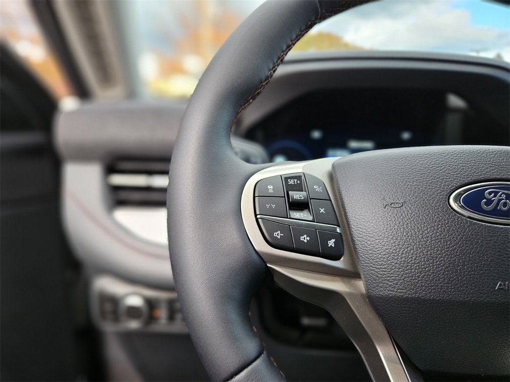 New 2026 Ford Explorer Active image 28