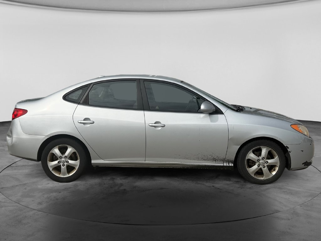 Used 2009 Hyundai Elantra SE FWD image 11