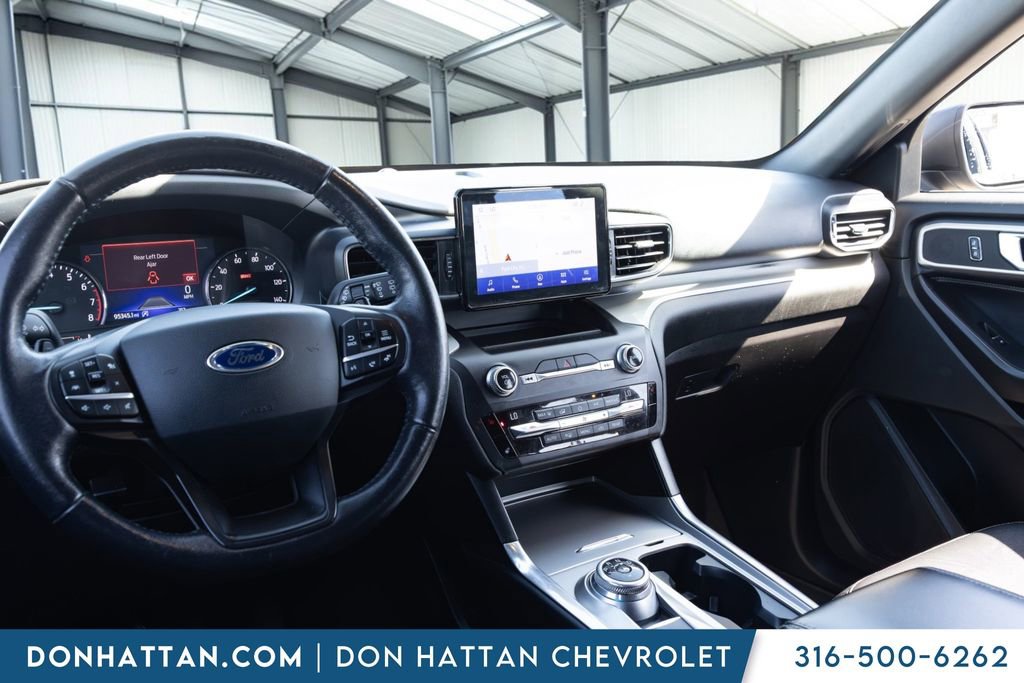 Used 2020 Ford Explorer XLT w/ Equipment Group 202A RWD image 14