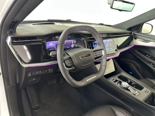 Used 2024 Jeep Wagoneer Launch Edition image 12