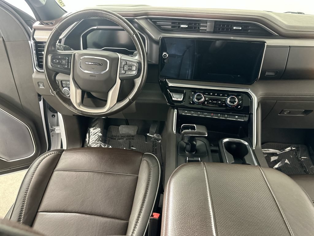 Used 2023 GMC Sierra 1500 Denali w/ Denali Reserve Package AWD/4WD image 19