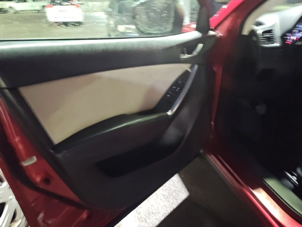 Used 2016 MAZDA CX-5 Touring FWD image 5