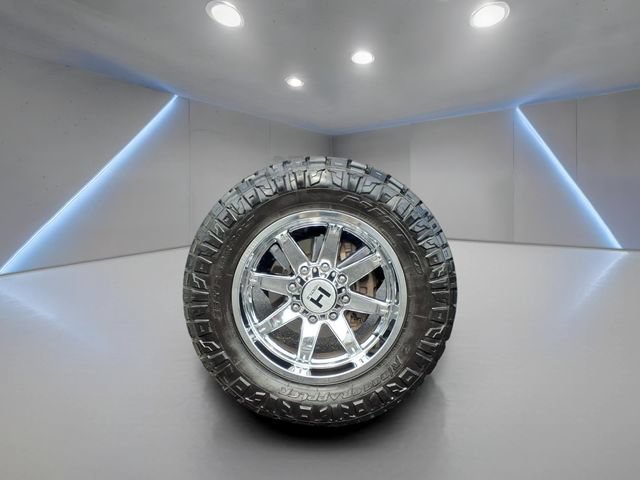 Used 2024 Chevrolet Silverado 2500 LTZ w/ LTZ Convenience Package AWD/4WD image 12