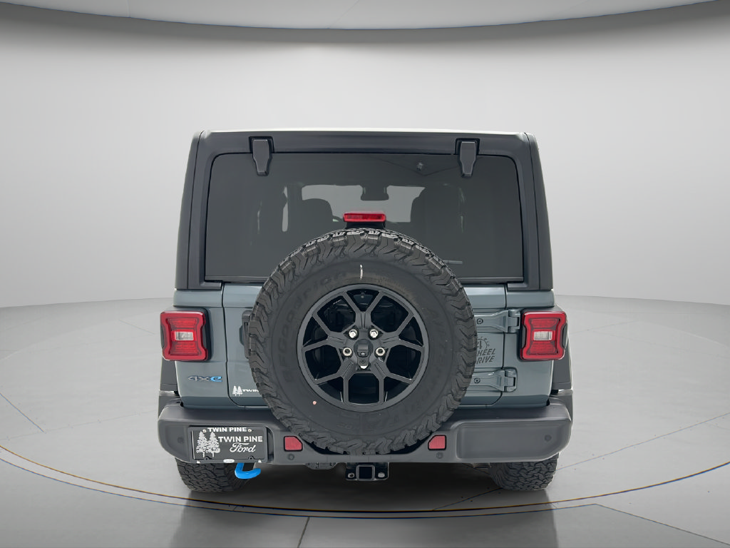 Used 2024 Jeep Wrangler Unlimited AWD/4WD image 7