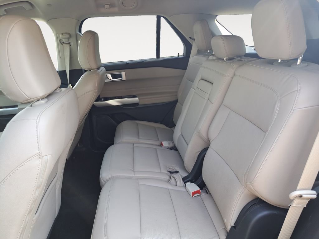 Used 2022 Ford Explorer Limited w/ Hybrid Equipment Group 310A AWD/4WD image 13
