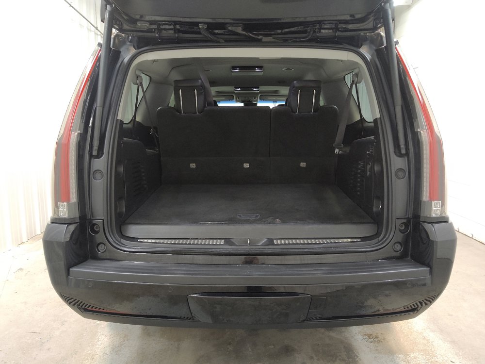 Used 2017 Cadillac Escalade ESV Premium Luxury image 29