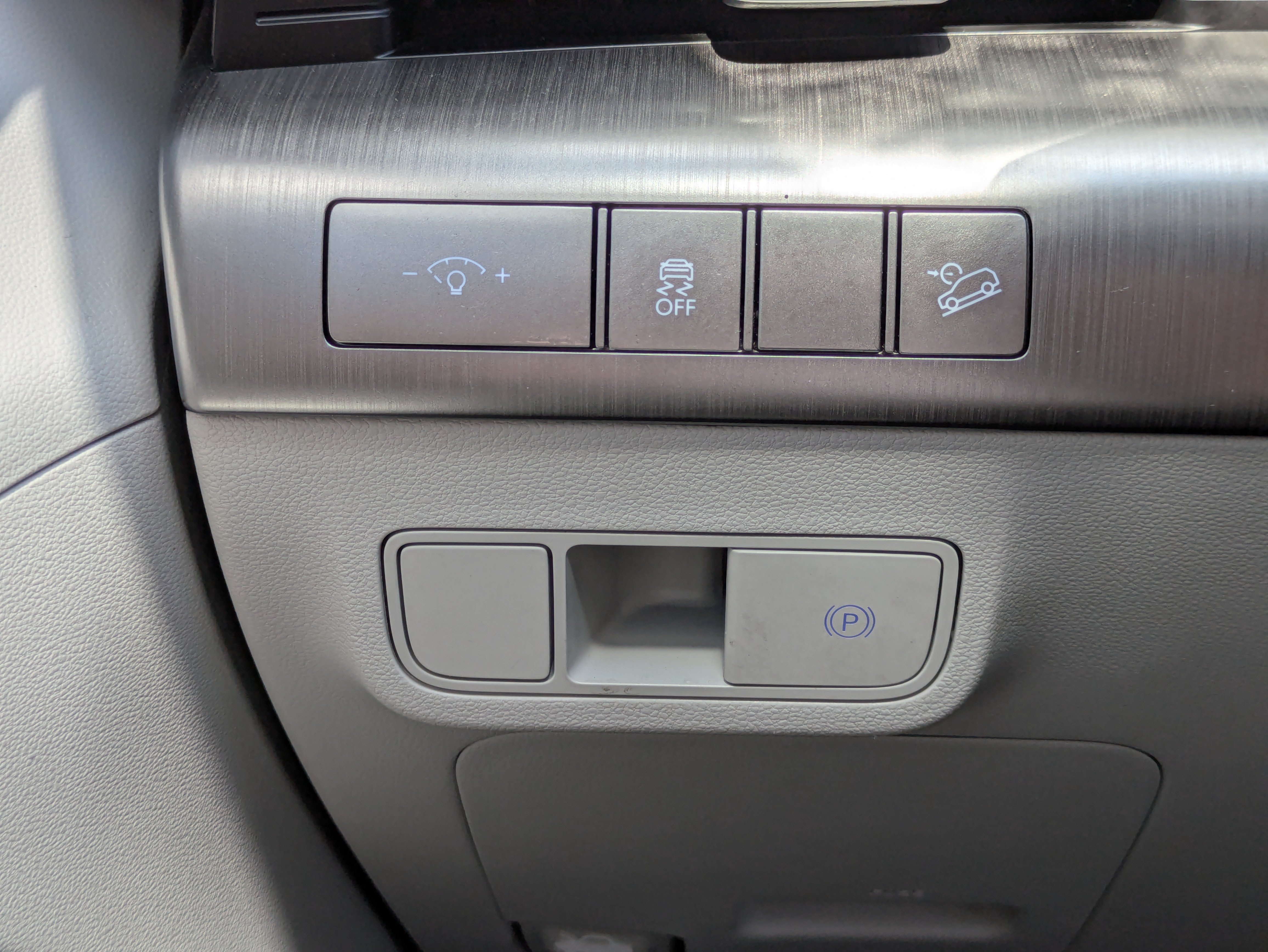 Used 2024 Hyundai Kona SEL w/ Convenience Package FWD image 36
