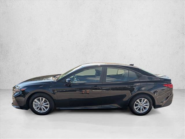 Used 2025 Toyota Camry LE FWD image 8