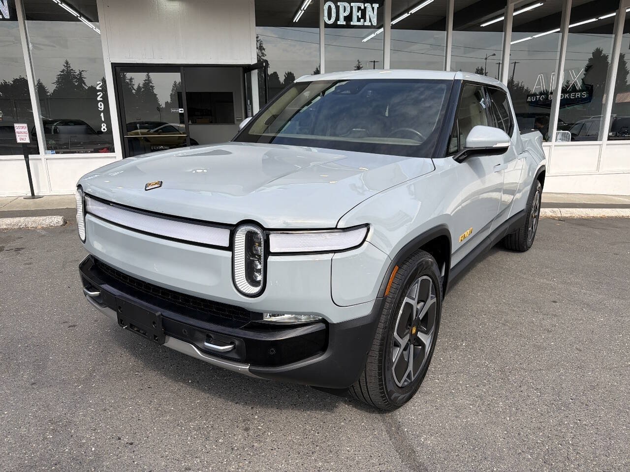 Used 2022 Rivian R1T Adventure