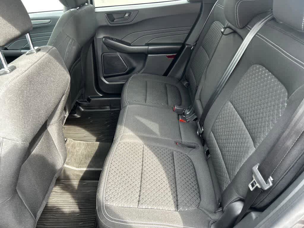 Certified 2023 Ford Escape Active AWD/4WD image 19