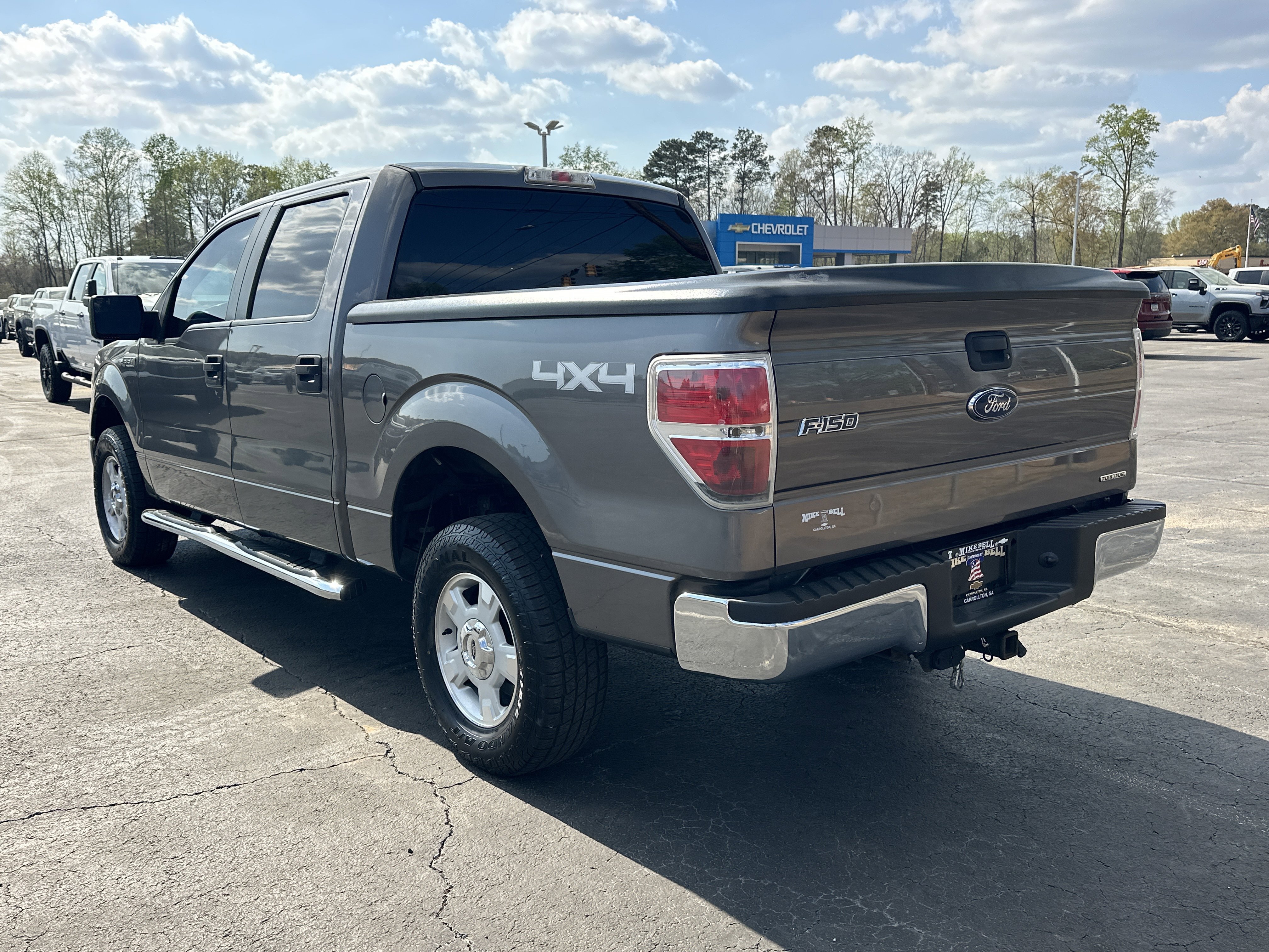 Used 2013 Ford F150 XLT w/ Mid Equipment Group image 6