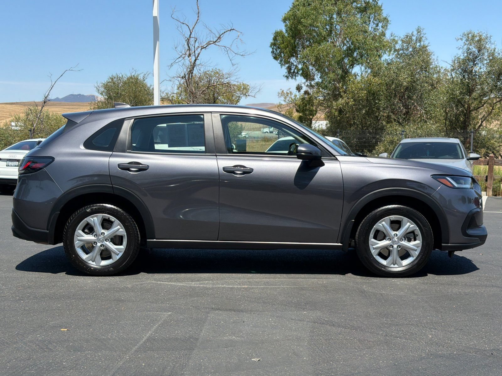 Used 2024 Honda HR-V LX image 7