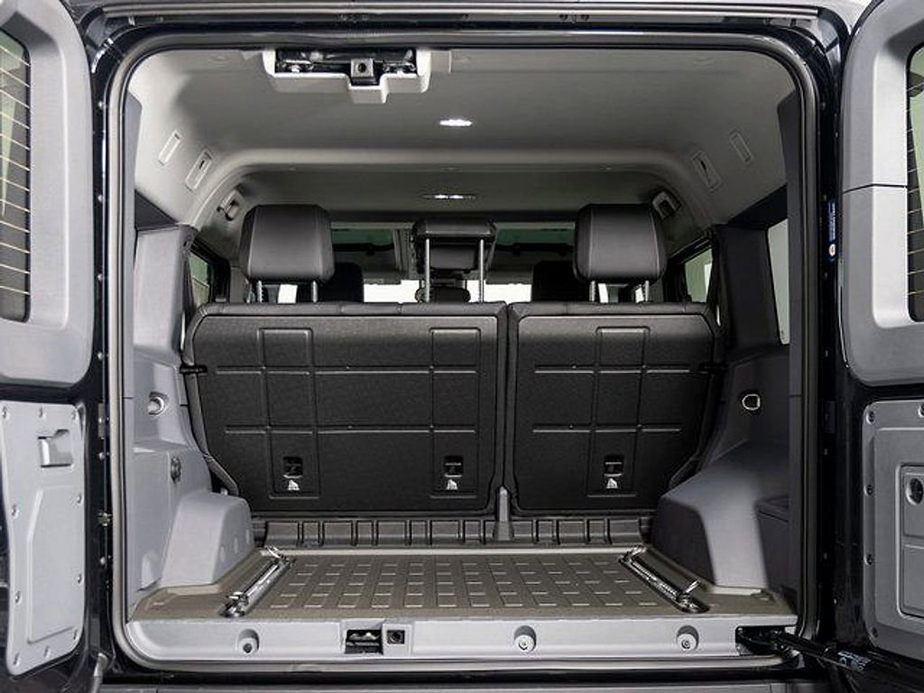 New 2025 INEOS Grenadier Fieldmaster Edition image 32