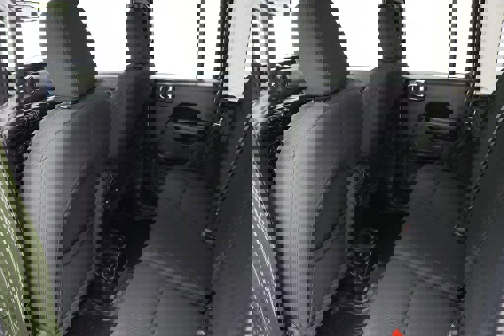 Used 2021 Jeep Wrangler Unlimited Sport image 11