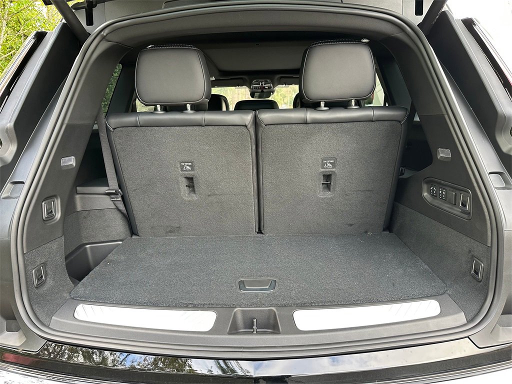 New 2026 Cadillac Vistiq Sport image 14