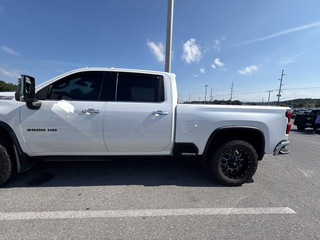 Used 2022 Chevrolet Silverado 2500 LTZ w/ LTZ Plus Package AWD/4WD image 13