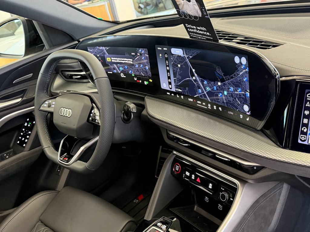 New 2026 Audi SQ5 Premium Plus AWD/4WD image 7