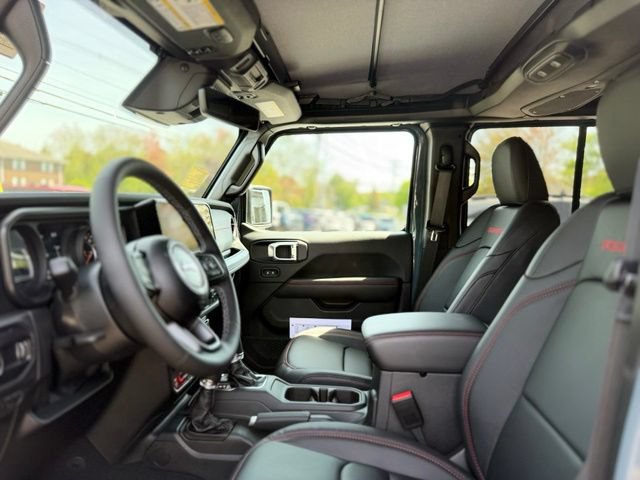 New 2026 Jeep Gladiator Rubicon w/ Safety Group AWD/4WD image 14