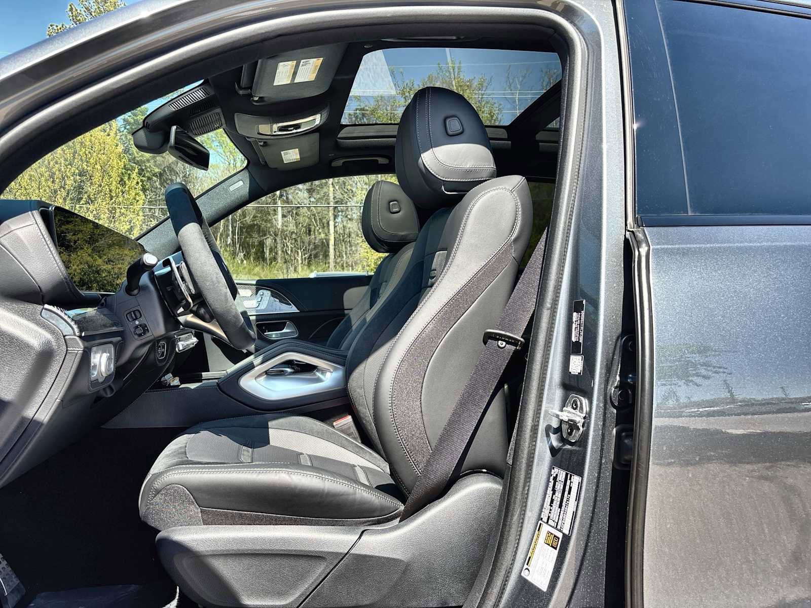 New 2025 Mercedes-Benz GLE 53 AMG 4MATIC image 3