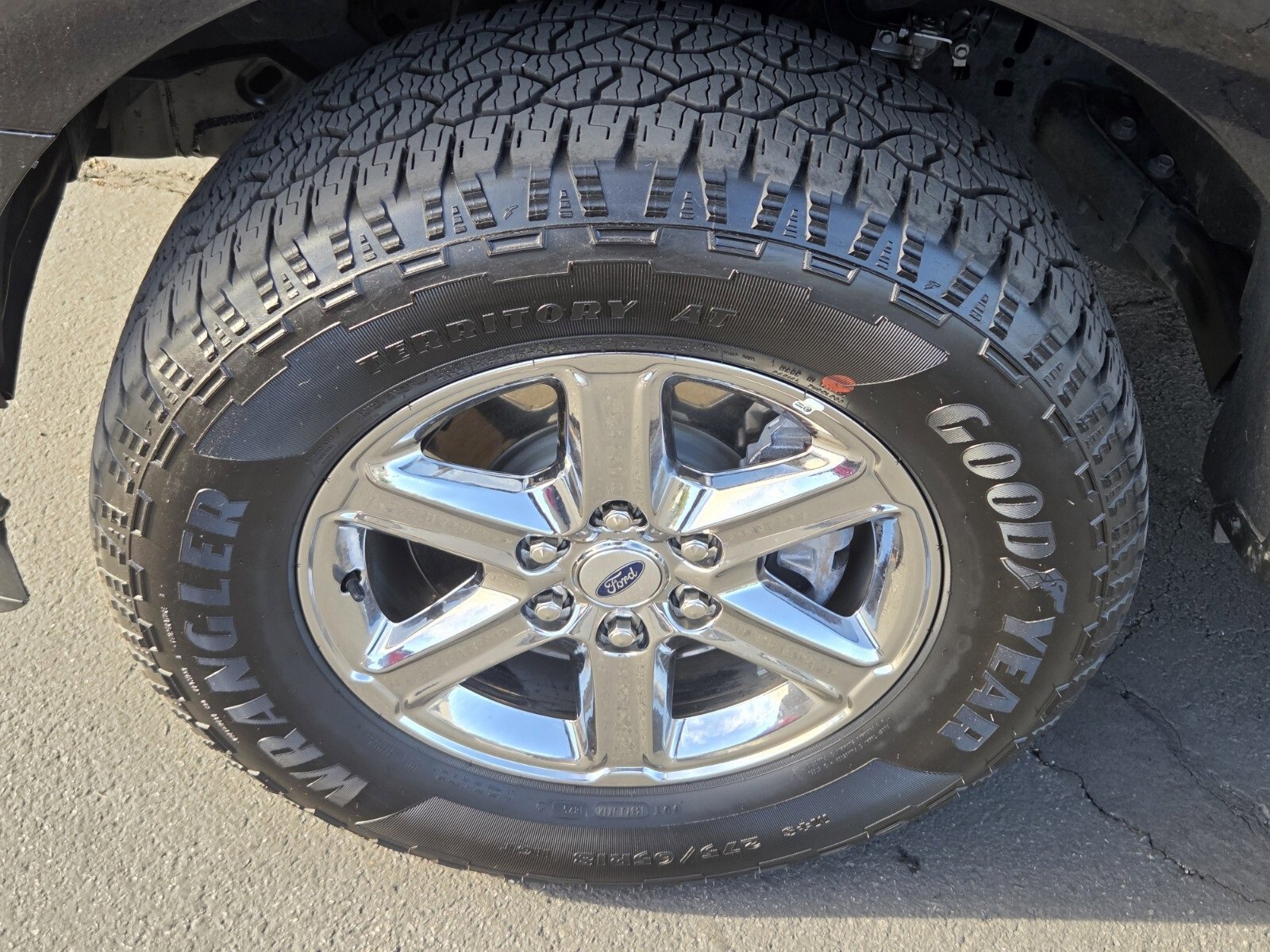 Certified 2025 Ford F150 XLT w/ Equipment Group 301A Standard image 9