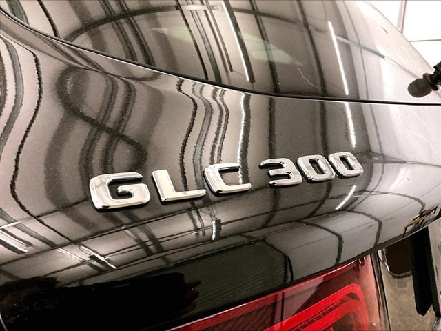 Used 2022 Mercedes-Benz GLC 300 4MATIC image 13