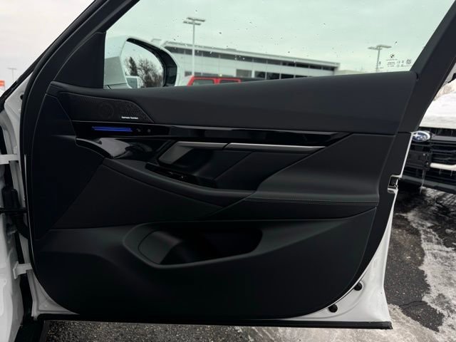 New 2026 BMW 530i xDrive w/ Premium Package image 14