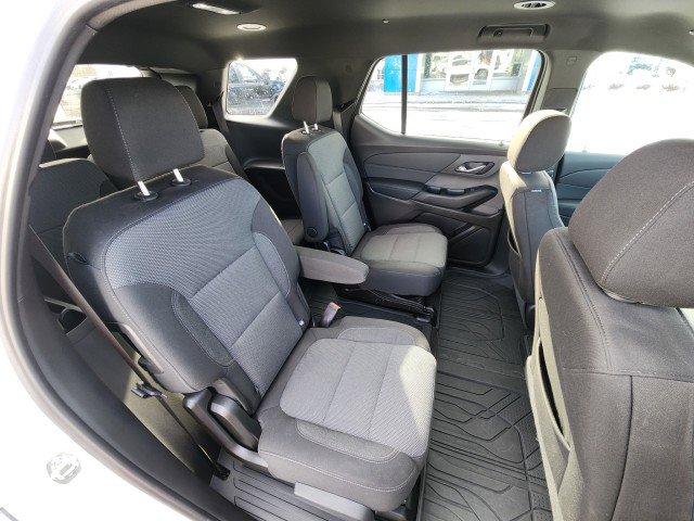 Used 2023 Chevrolet Traverse LT w/ LPO, Floor Liner Package image 15