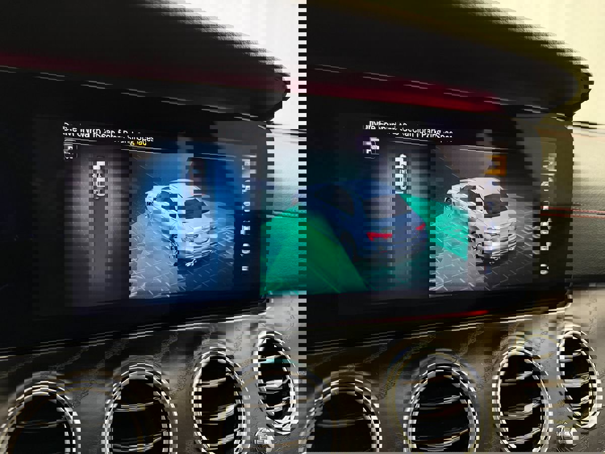 Used 2021 Mercedes-Benz E 53 AMG 4MATIC Sedan image 32