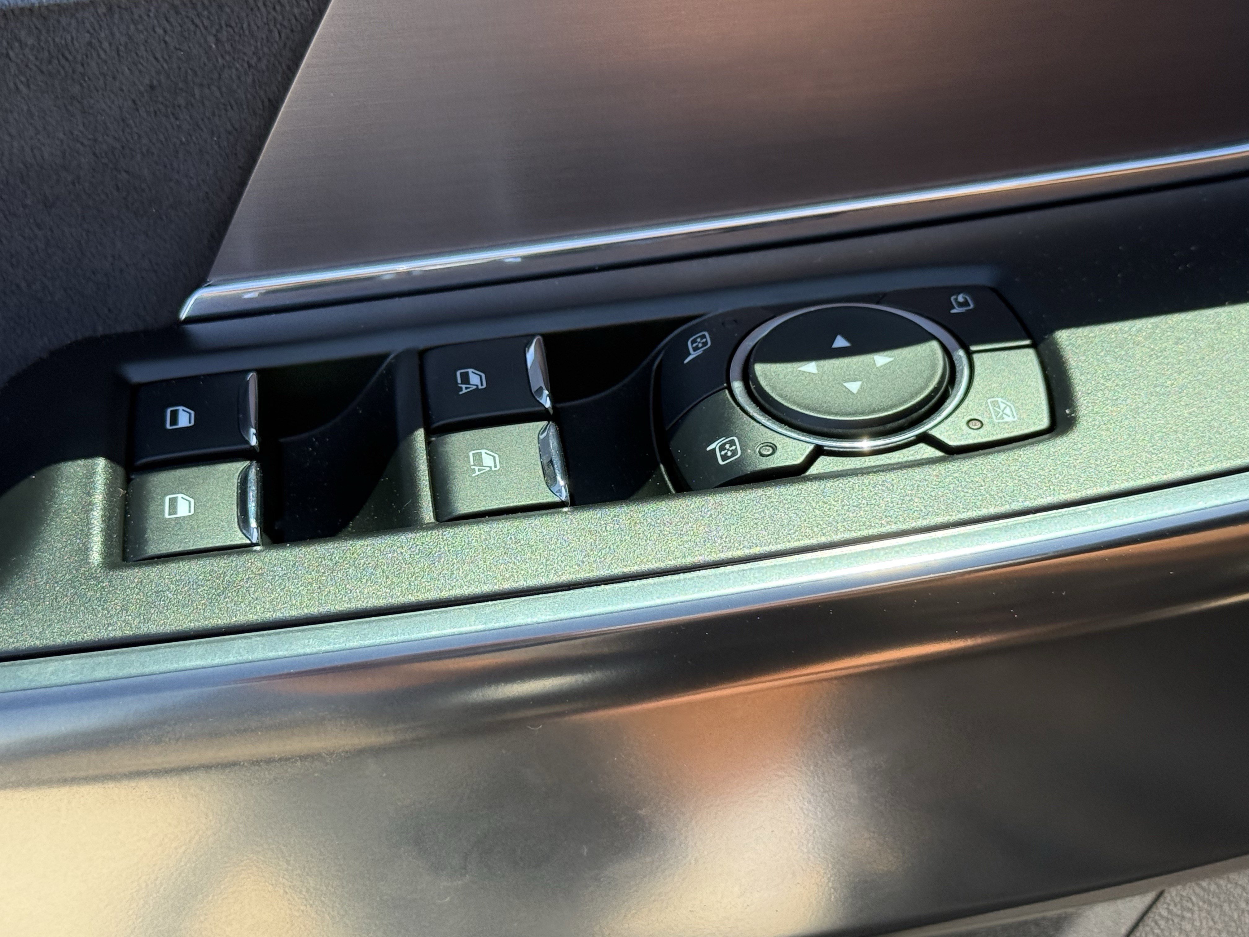 Used 2025 Ford F150 Platinum w/ Equipment Group 702A High image 29