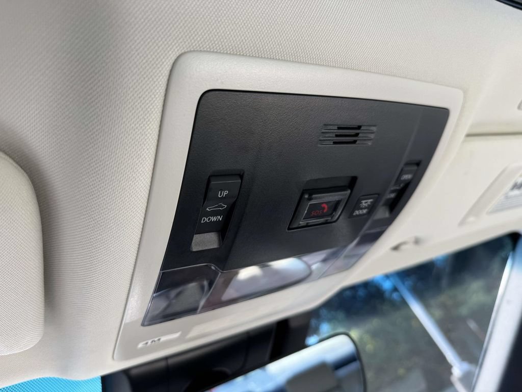 Used 2023 Lexus ES 350 w/ Premium Package FWD image 26