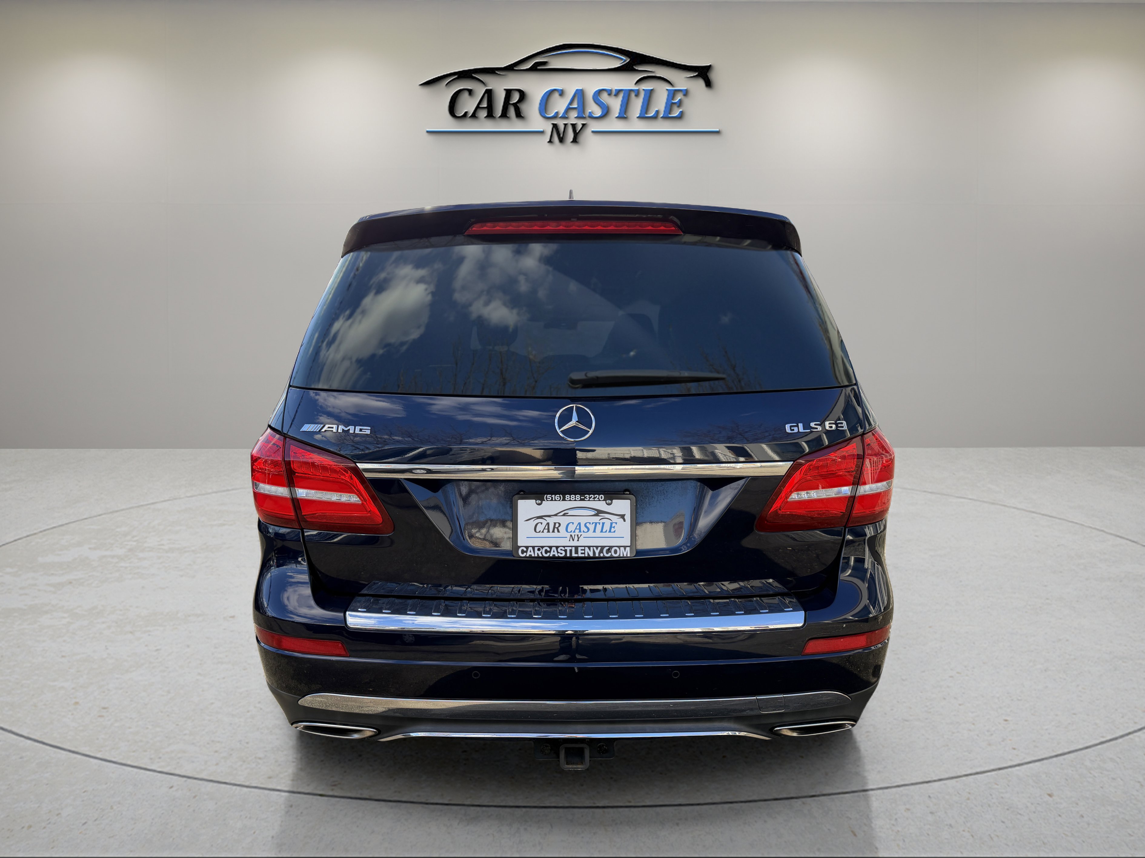 Used 2018 Mercedes-Benz GLS 450 4MATIC w/ Premium Package image 10