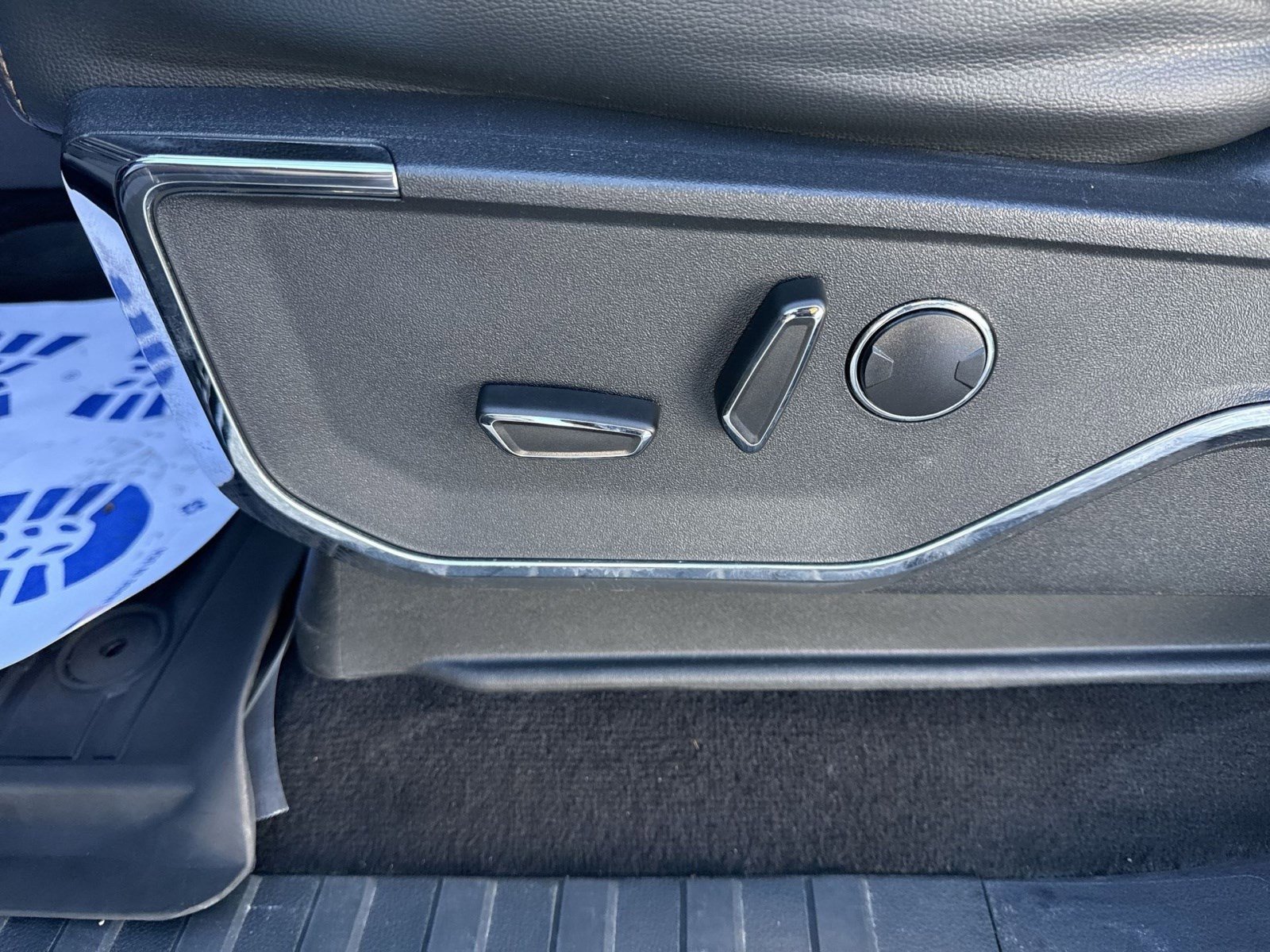 Used 2023 Ford F150 Lightning Lariat w/ Equipment Group 511A High image 13