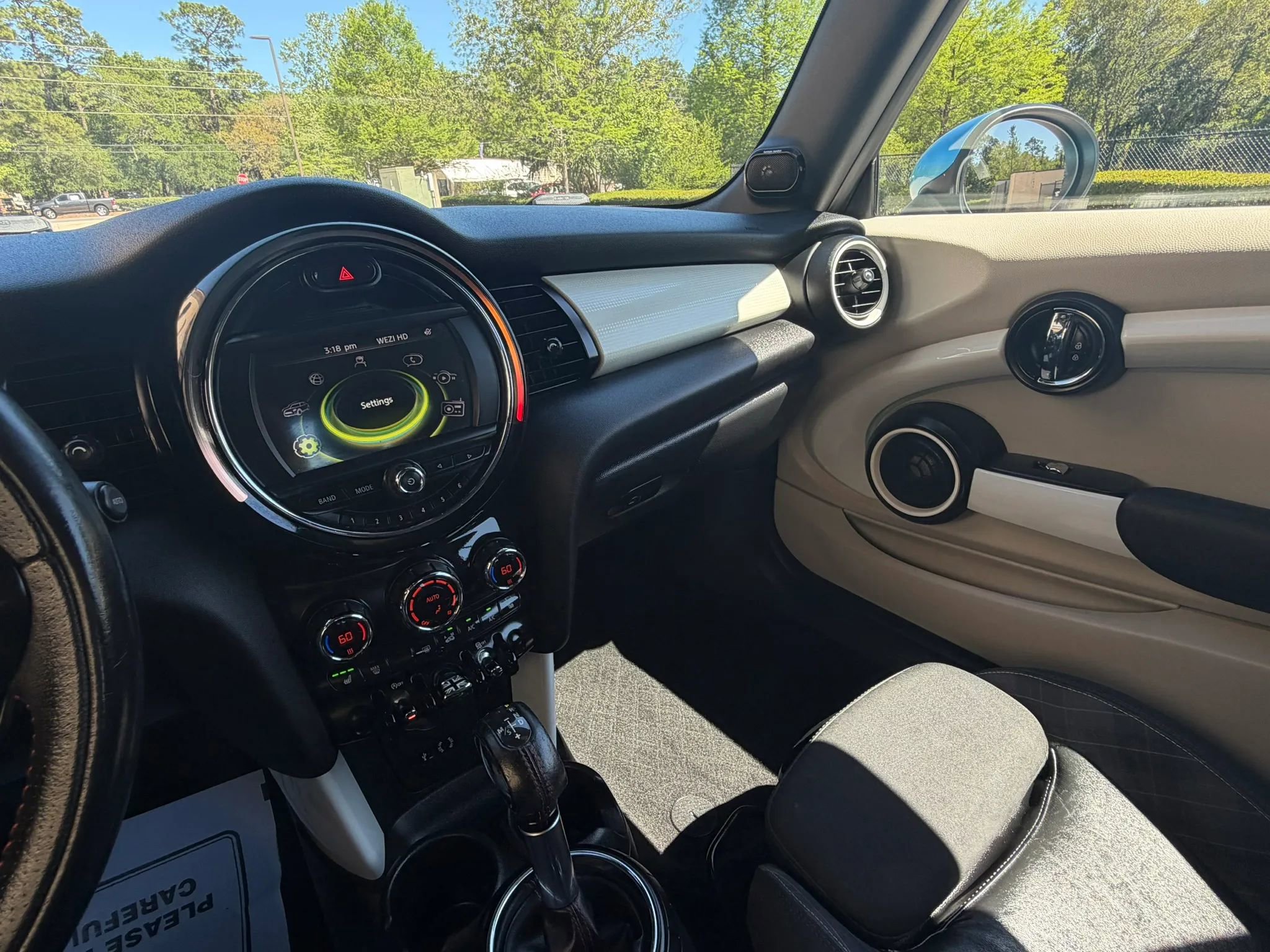 Used 2017 MINI Cooper S image 26