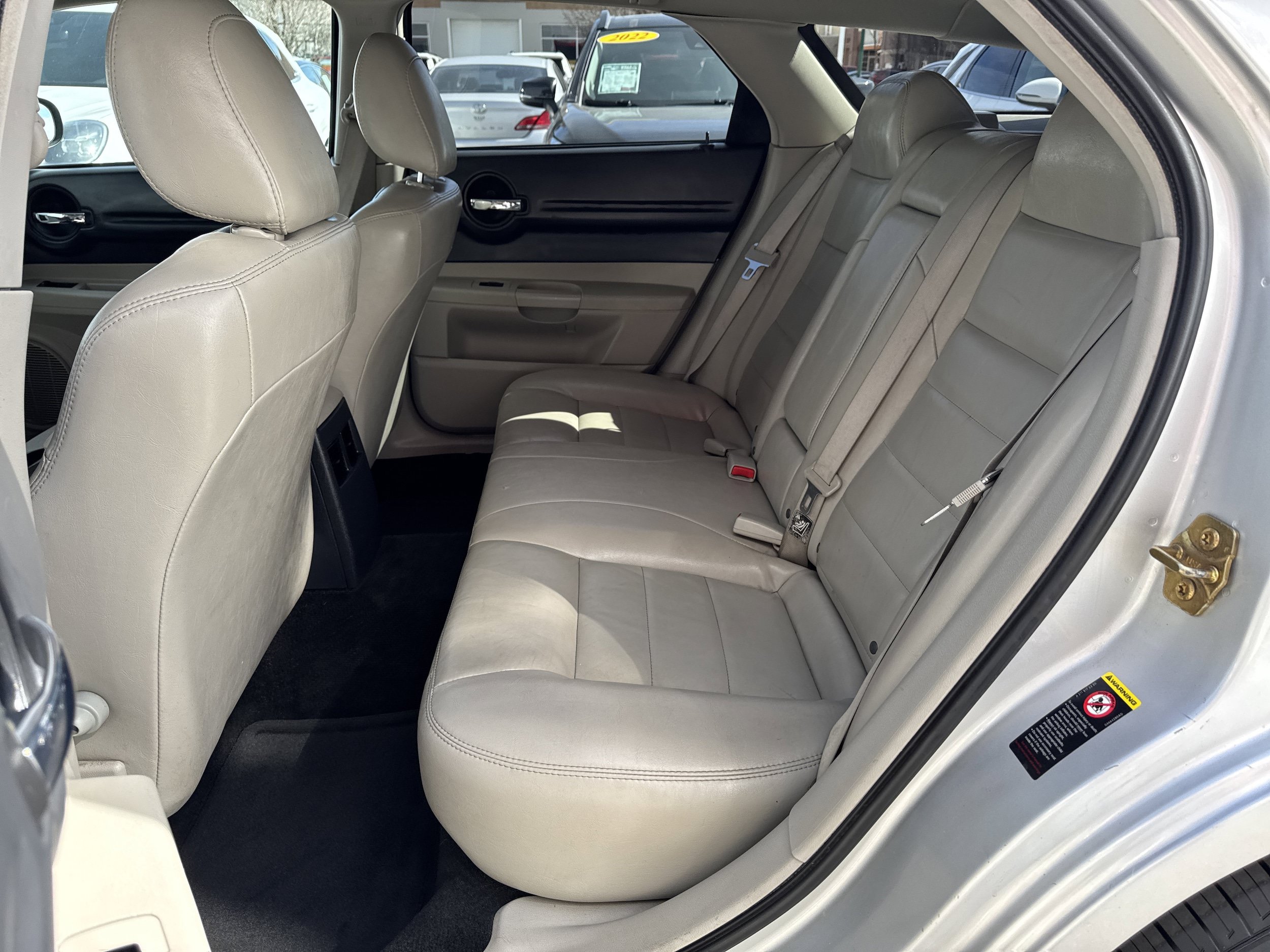 Used 2005 Dodge Magnum SXT w/ Comfort Seating Group AWD/4WD image 11