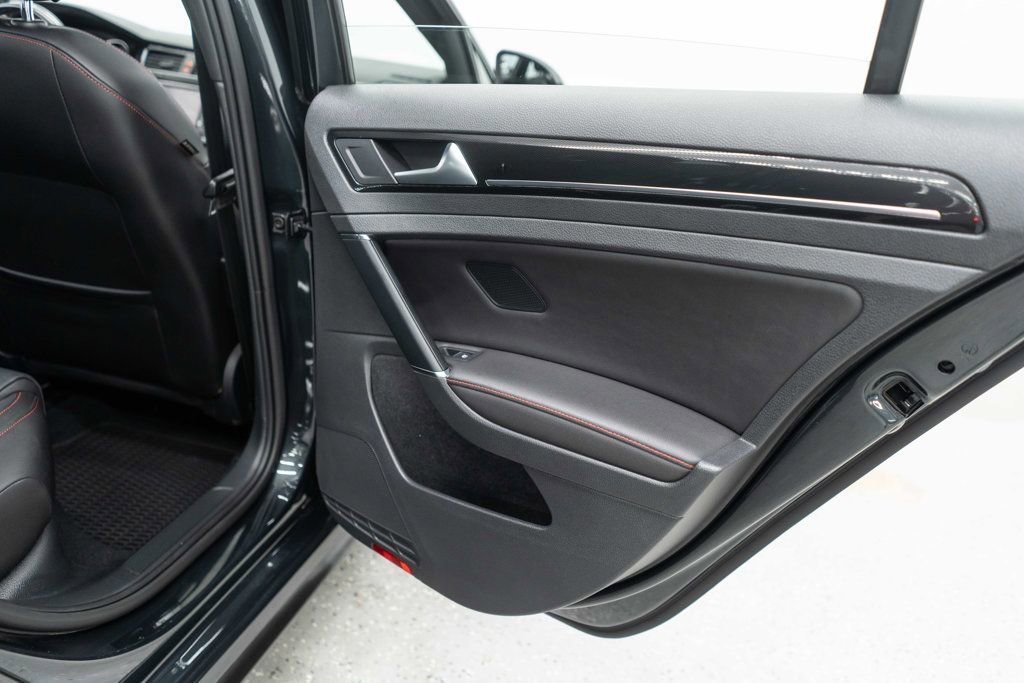 Used 2017 Volkswagen GTI Autobahn image 25