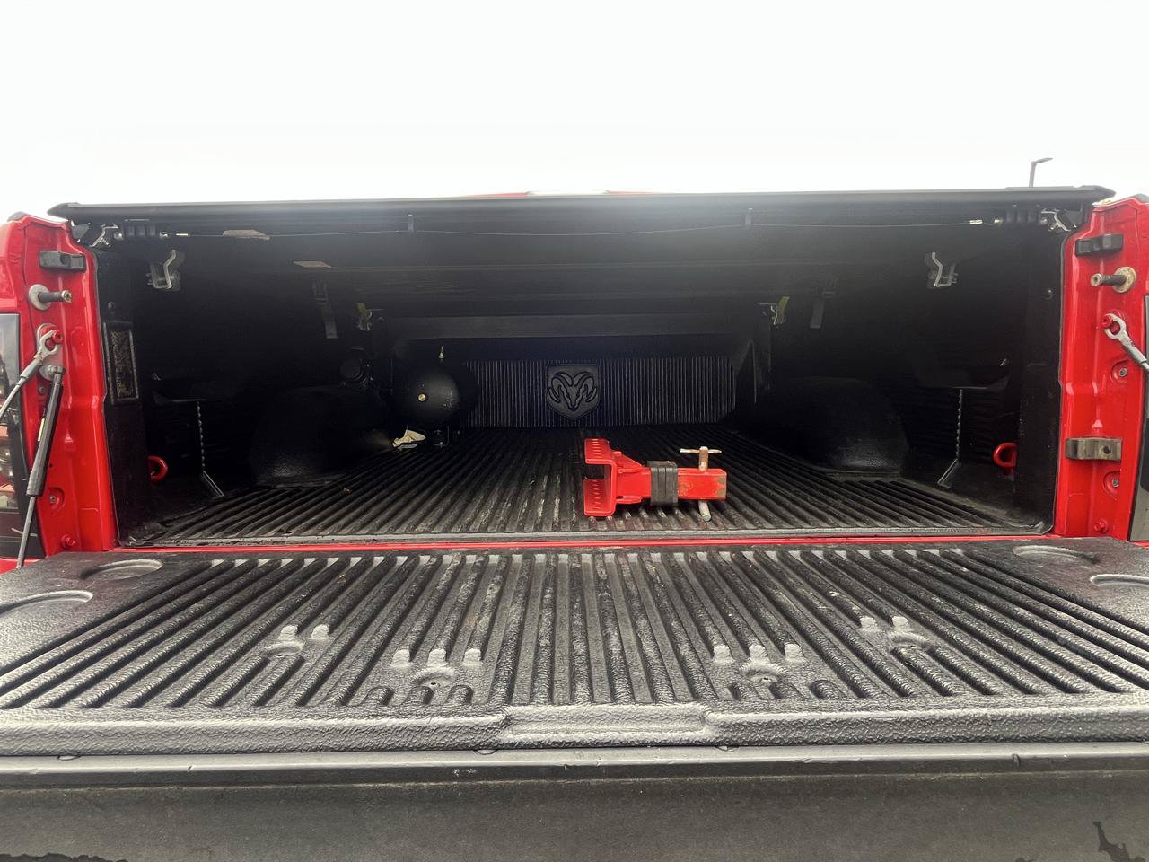 Used 2012 RAM 1500 ST AWD/4WD image 19