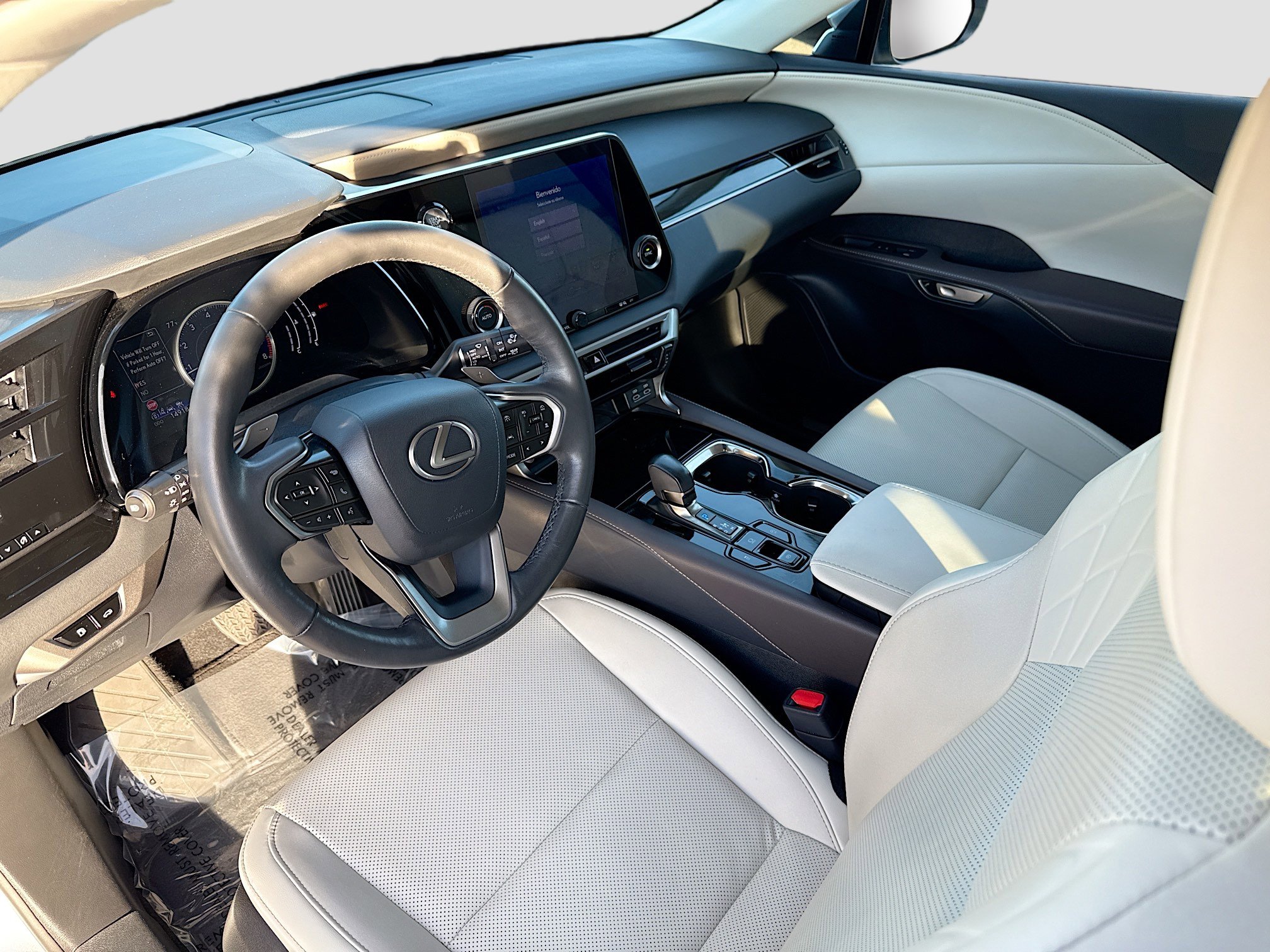 Used 2024 Lexus RX 350 FWD image 27