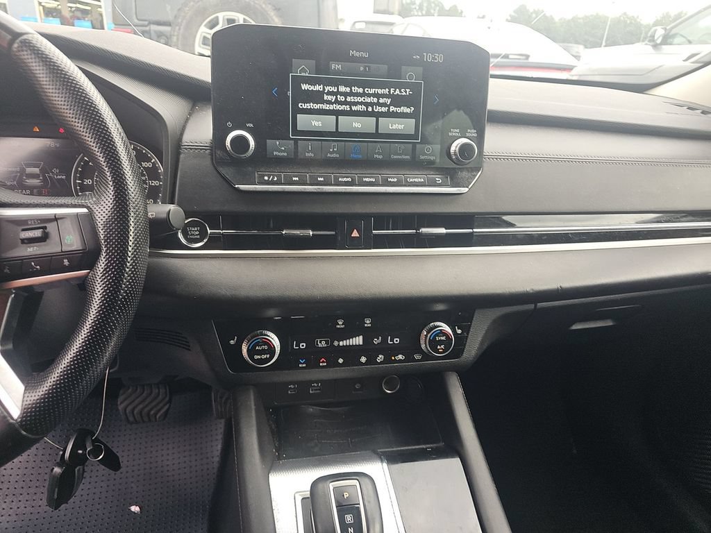 Used 2022 Mitsubishi Outlander SEL AWD/4WD image 15