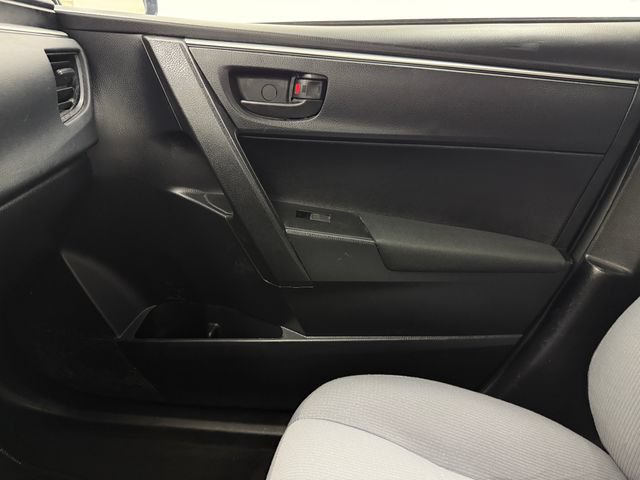 Used 2015 Toyota Corolla L FWD image 22
