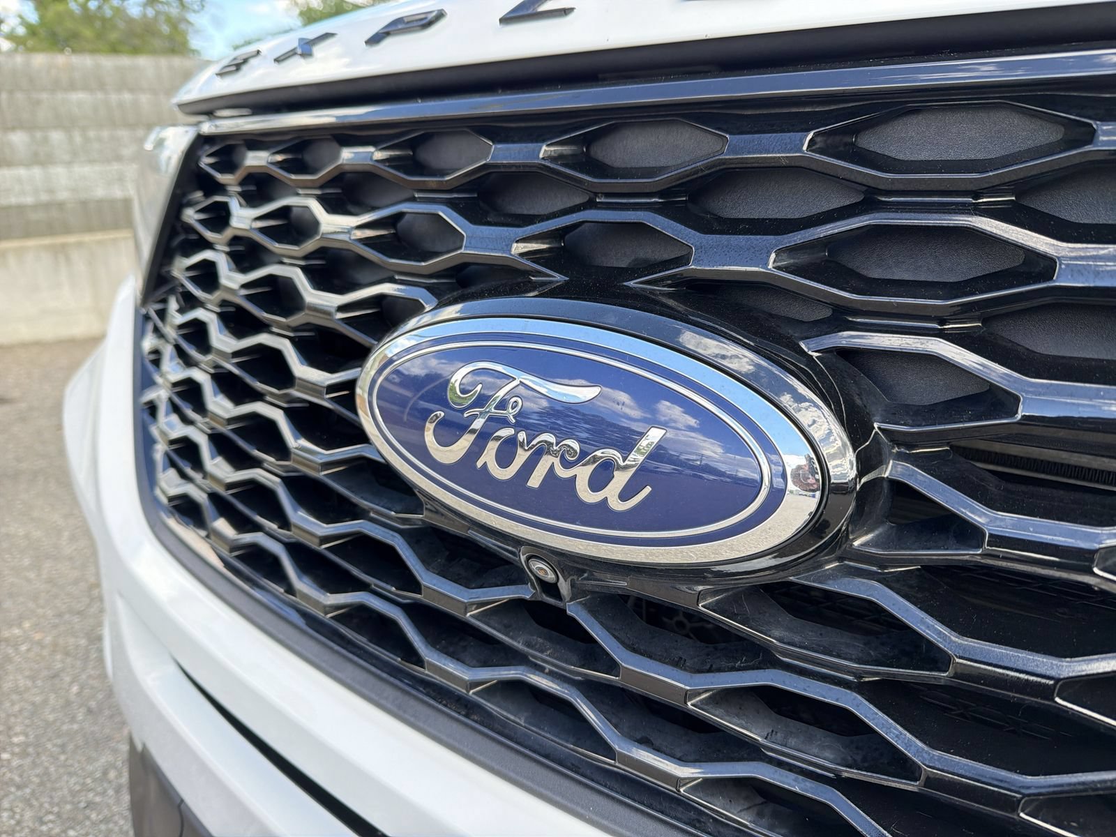 Used 2024 Ford Explorer ST w/ Equipment Group 401A AWD/4WD image 18