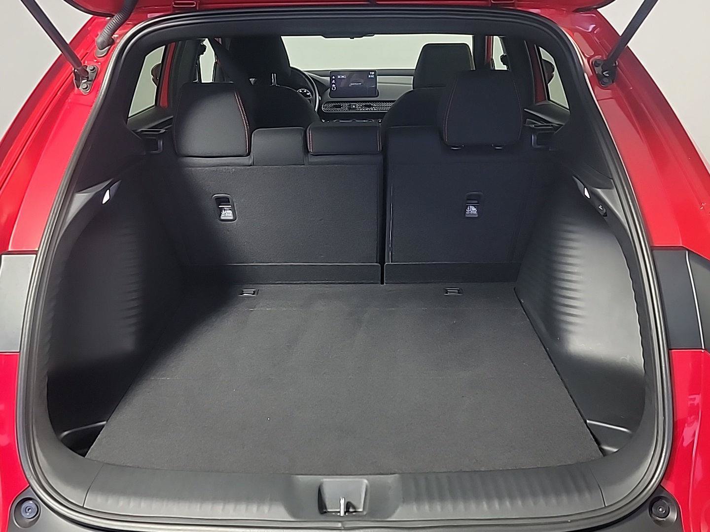 Certified 2026 Honda HR-V Sport image 7