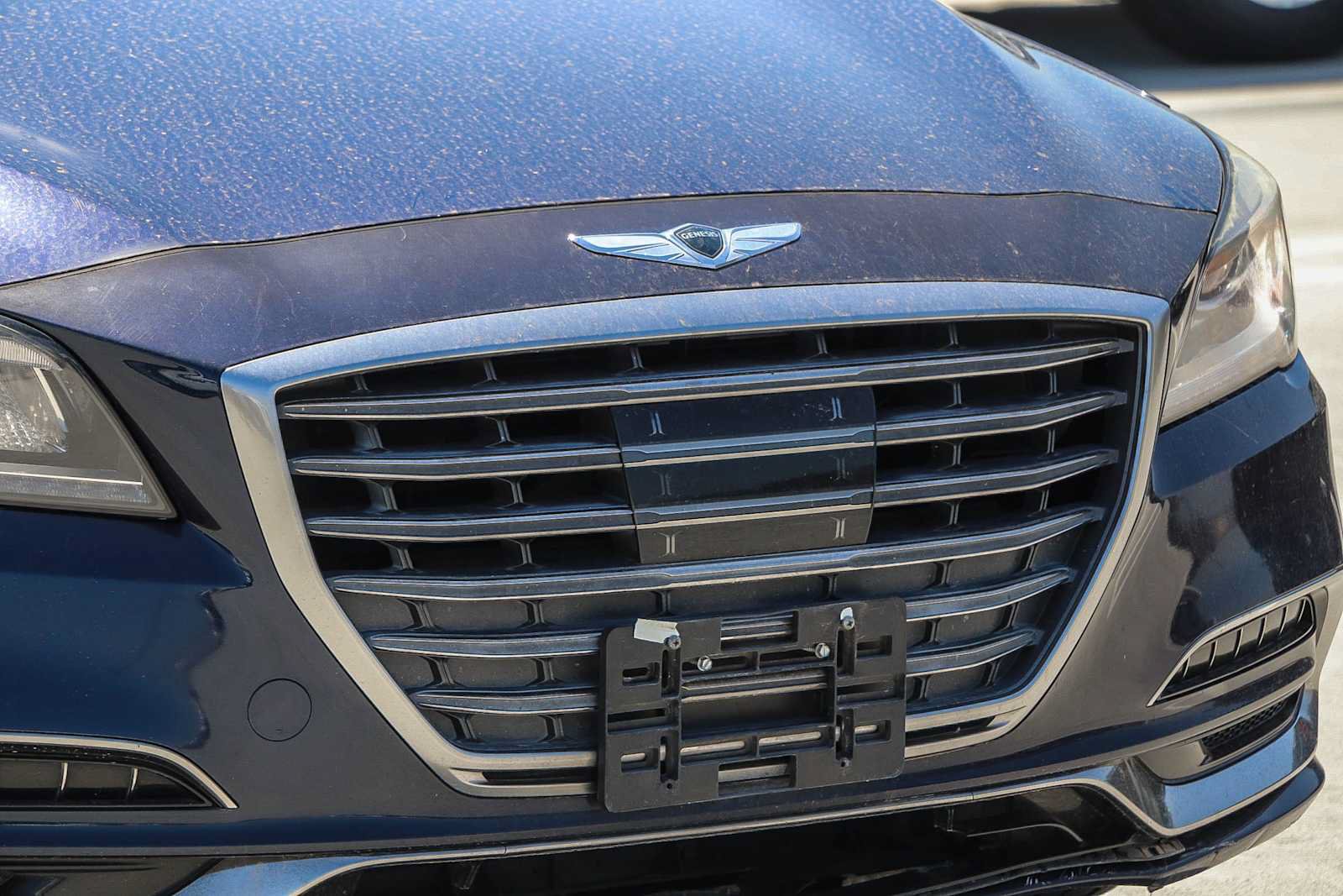 Used 2018 Genesis G80 3.8 RWD image 5