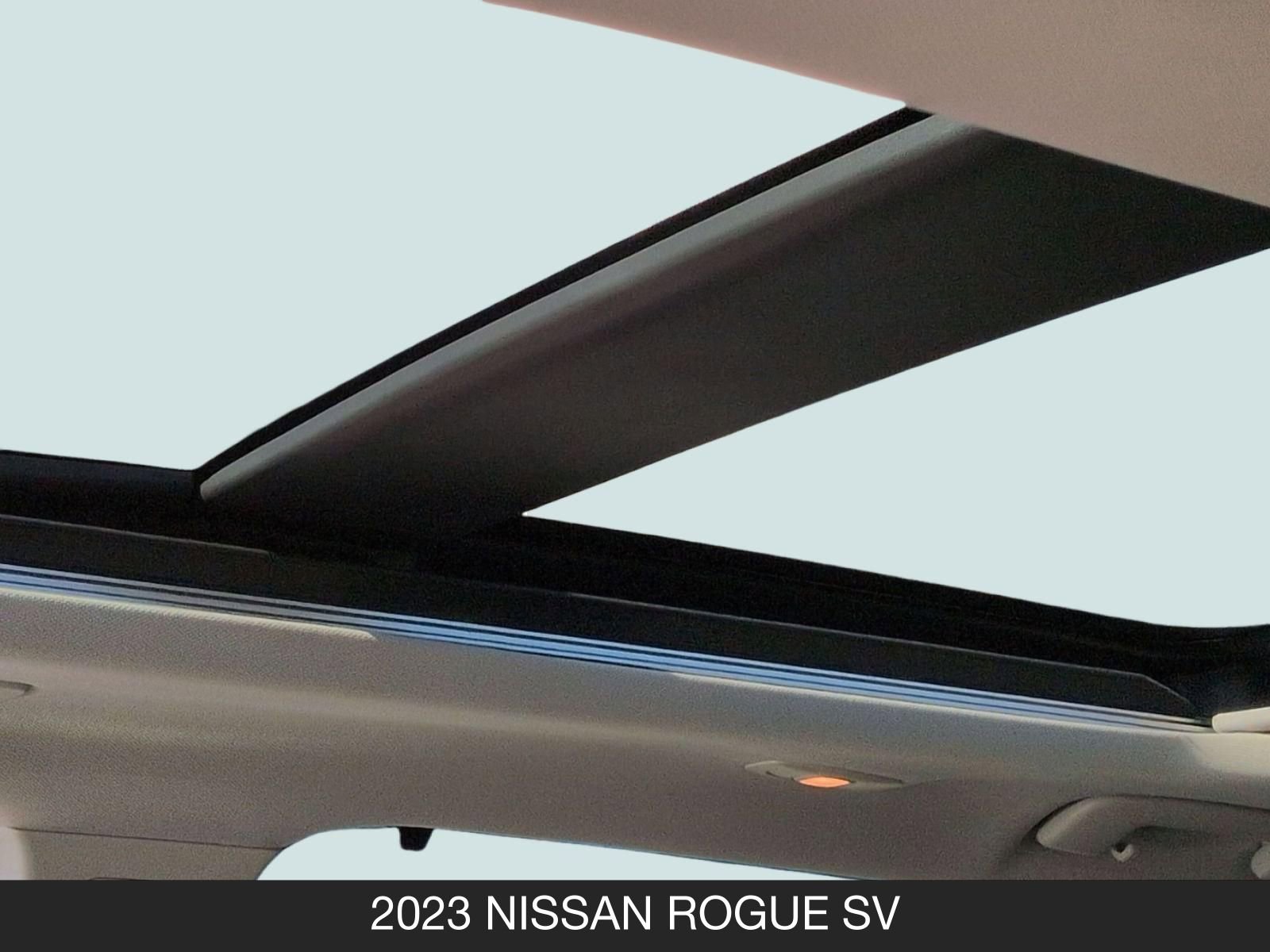 Used 2023 Nissan Rogue SV w/ SV Premium B Package image 21