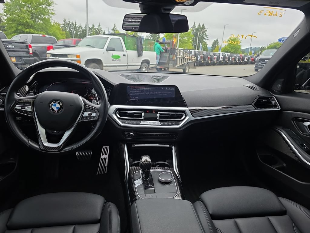 Used 2019 BMW 330i xDrive Sedan w/ Premium Package AWD/4WD image 6