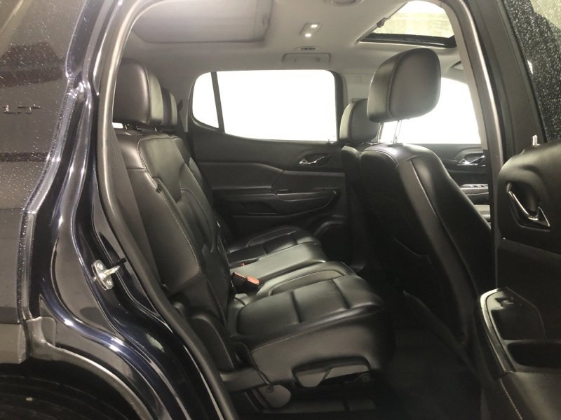 Used 2021 GMC Acadia SLT w/ Elevation Edition image 12